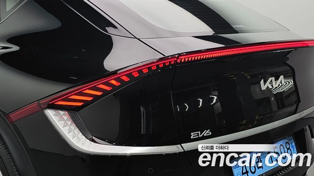 Kia EV6 Long Range Air 2022 — фото 23