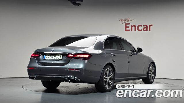 Mercedes-Benz E-Class (W213) E250 Avantgarde 2021 — фото 2