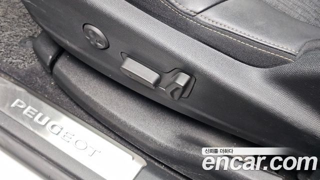 Peugeot 3008 (II) 1.5 BlueHDi GT Line 2019 — фото 28