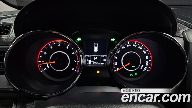 KG Mobility (SsangYong) Tivoli Armor Gear Plus 2WD 2019 — фото 8