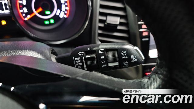 KG Mobility (SsangYong) Tivoli Armor Gear Plus 2WD 2019 — фото 28