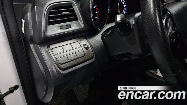 KG Mobility (SsangYong) Tivoli Armor Gear Plus 2WD 2019 — фото 29