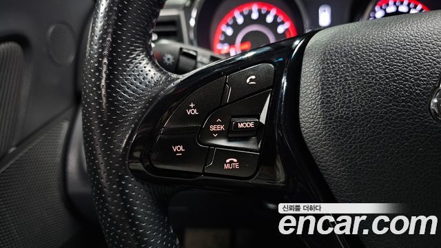 KG Mobility (SsangYong) Tivoli Armor Gear Plus 2WD 2019 — фото 31