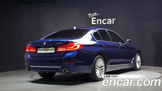 BMW 5 Series (G30) 530i xDrive Luxury Plus 2019 — фото 2