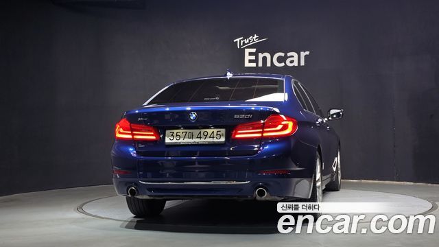 BMW 5 Series (G30) 530i xDrive Luxury Plus 2019 — фото 4