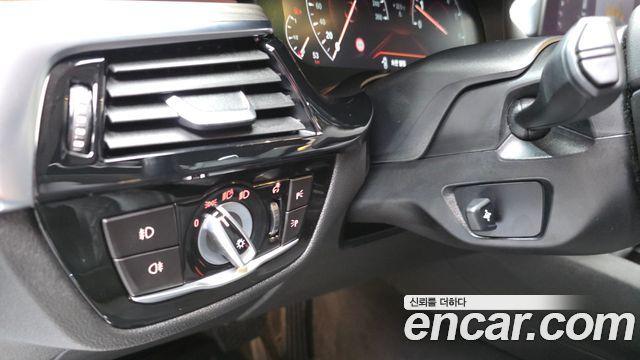 BMW 5 Series (G30) 530i xDrive Luxury Plus 2019 — фото 18