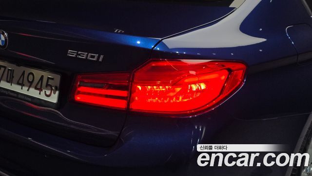BMW 5 Series (G30) 530i xDrive Luxury Plus 2019 — фото 23