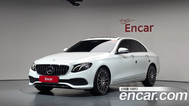 Mercedes-Benz E-Class (W213) E300 Avantgarde 2019 — фото 1