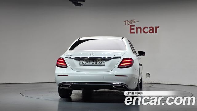 Mercedes-Benz E-Class (W213) E300 Avantgarde 2019 — фото 4
