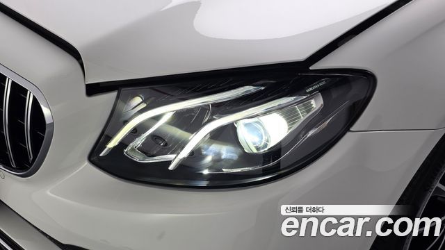 Mercedes-Benz E-Class (W213) E300 Avantgarde 2019 — фото 22