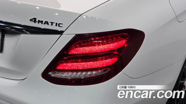 Mercedes-Benz E-Class (W213) E300 Avantgarde 2019 — фото 23