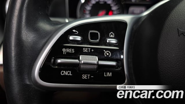 Mercedes-Benz E-Class (W213) E300 Avantgarde 2019 — фото 29