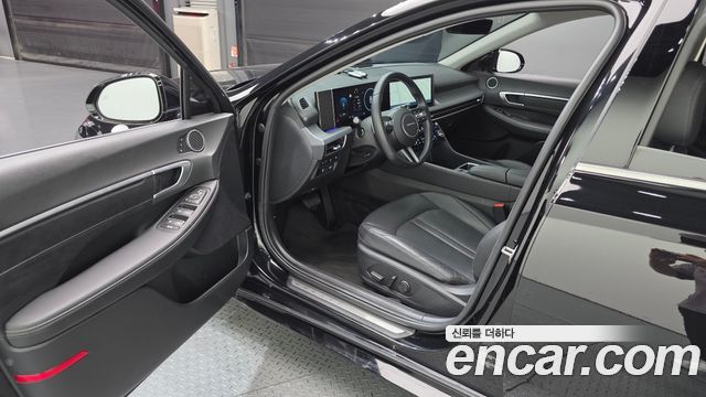 Hyundai Sonata The Edge (DN8) 2.0 Exclusive 2024 — фото 10