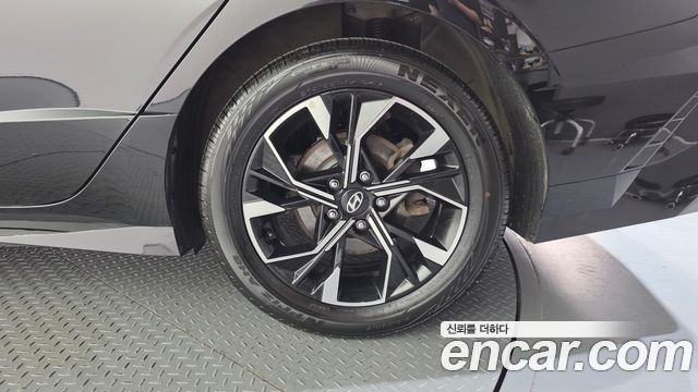 Hyundai Sonata The Edge (DN8) 2.0 Exclusive 2024 — фото 21