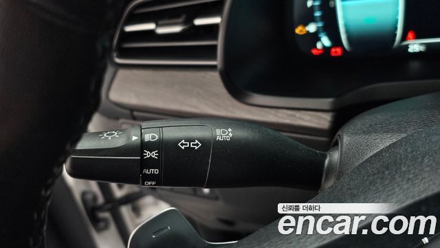 Kia K7 Premier Hybrid Signature 2020 — фото 28