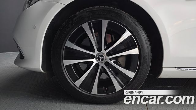 Mercedes-Benz E-Class (W213) E300e Exclusive 2019 — фото 5