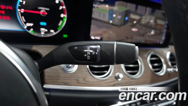 Mercedes-Benz E-Class (W213) E300e Exclusive 2019 — фото 9