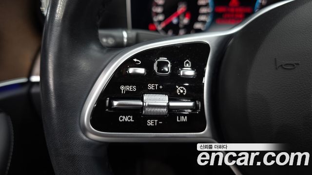 Mercedes-Benz E-Class (W213) E300e Exclusive 2019 — фото 17