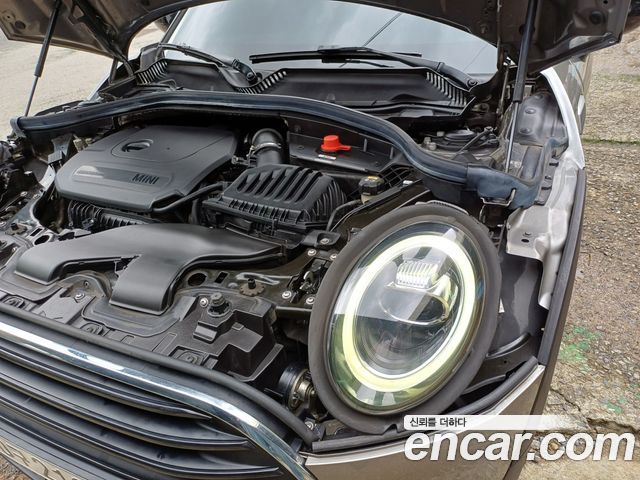 MINI Cooper Clubman Standard 2nd 2020 — фото 19