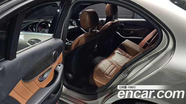 Mercedes-Benz C-Class (W205) C220 d 4MATIC AMG Line 2019 — фото 12