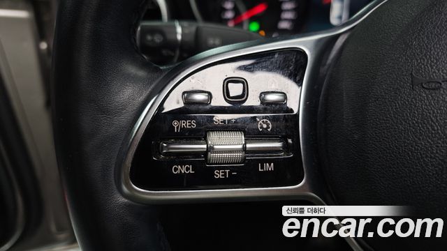 Mercedes-Benz C-Class (W205) C220 d 4MATIC AMG Line 2019 — фото 18
