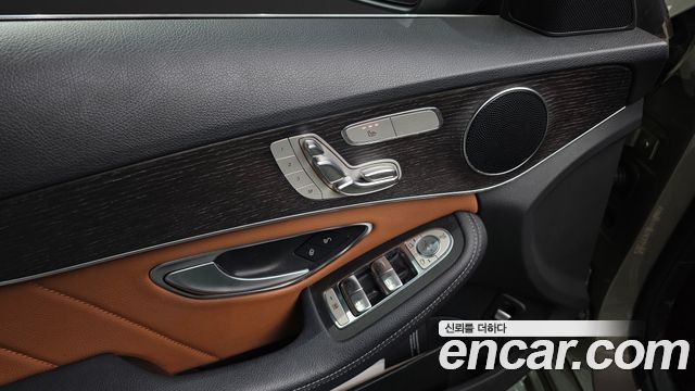 Mercedes-Benz C-Class (W205) C220 d 4MATIC AMG Line 2019 — фото 30