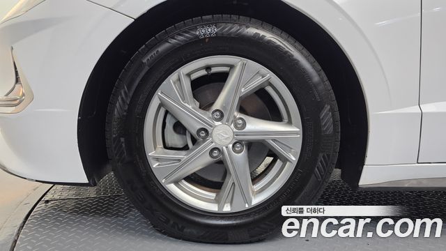 Hyundai Sonata (DN8) 2.0 LPG(rental car) Smart 2020 — фото 5