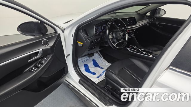 Hyundai Sonata (DN8) 2.0 LPG(rental car) Smart 2020 — фото 10