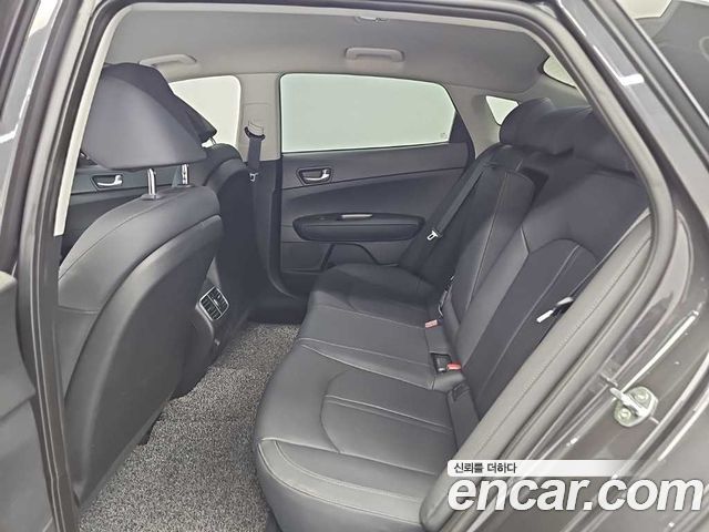 Kia K5 (II) 2.0 Prestige 2020 — фото 16