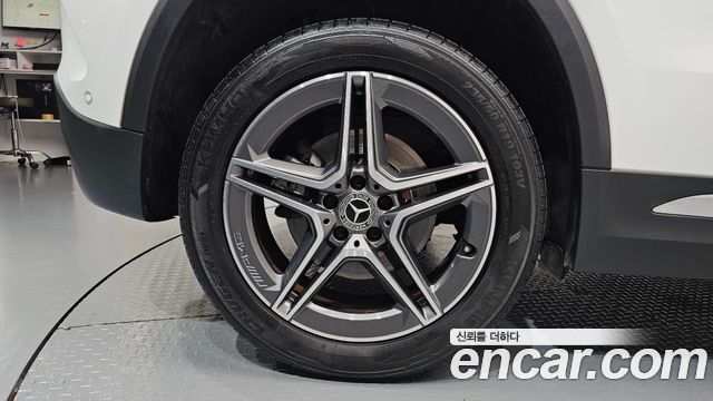 Mercedes-Benz GLA-Class (H247) GLA250 4MATIC 2020 — фото 21
