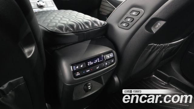 Hyundai Palisade Diesel 2.2 2WD Calligraphy Black Edition 2024 — фото 18