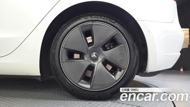 Tesla Model 3 Long Range AWD 2021 — фото 21