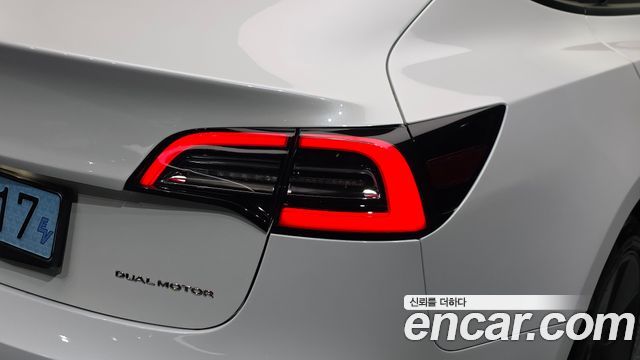 Tesla Model 3 Long Range AWD 2021 — фото 23