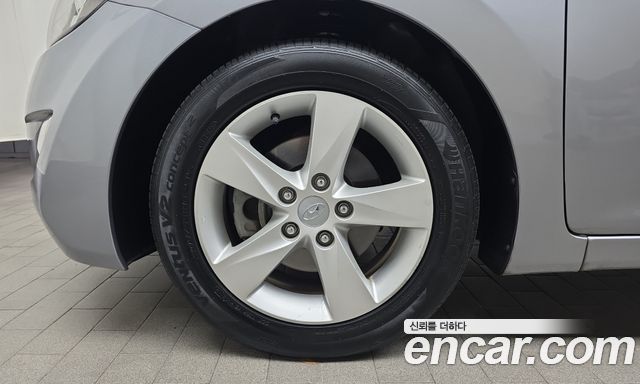 Hyundai Avante (MD) M16 GDI Avenue 2014 — фото 5