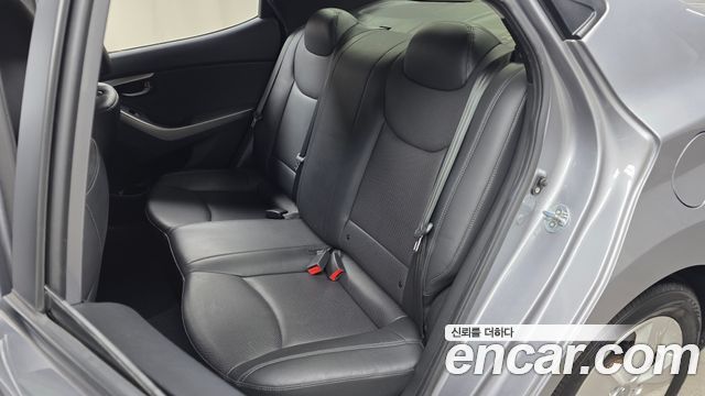 Hyundai Avante (MD) M16 GDI Avenue 2014 — фото 12
