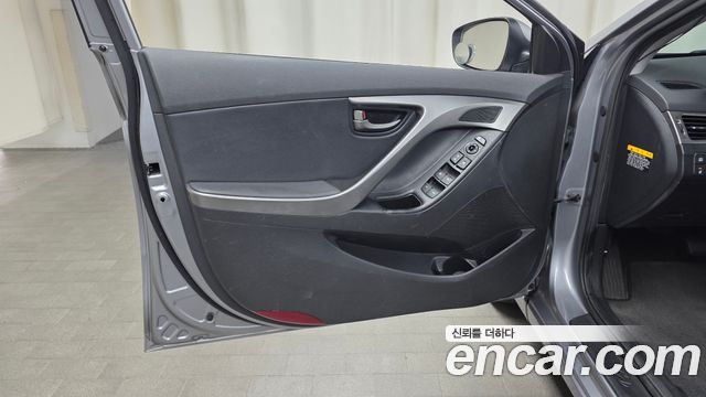 Hyundai Avante (MD) M16 GDI Avenue 2014 — фото 24