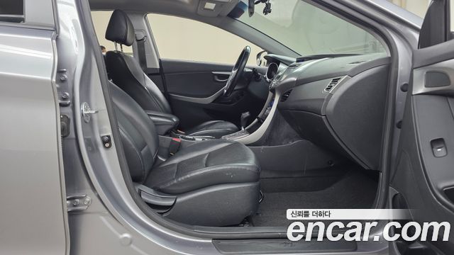 Hyundai Avante (MD) M16 GDI Avenue 2014 — фото 26