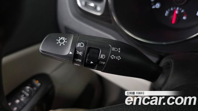 Kia Carnival Gasoline 7-Seater Limousine President 2019 — фото 18