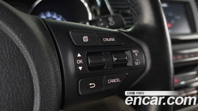 Kia Carnival Gasoline 7-Seater Limousine President 2019 — фото 19