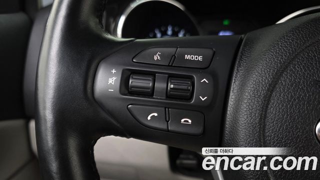 Kia Carnival Gasoline 7-Seater Limousine President 2019 — фото 28