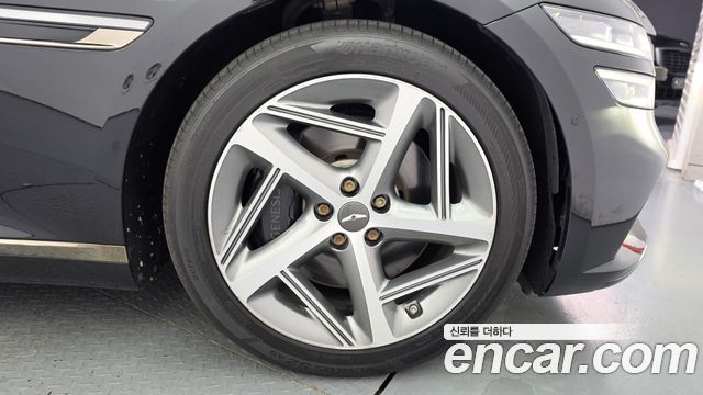 Genesis G80 (RG3) Gasoline 2.5 Turbo AWD 2023 — фото 5
