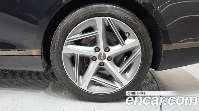 Genesis G80 (RG3) Gasoline 2.5 Turbo AWD 2023 — фото 21