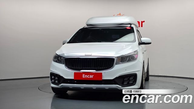 Kia Carnival 9-seater Hi-Limousine Noblesse 2016 — фото 3