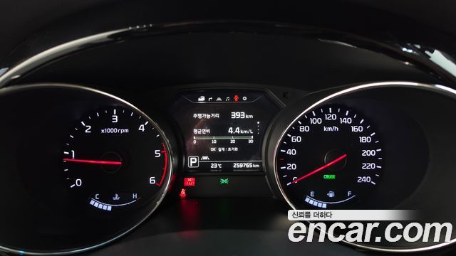 Kia Carnival 9-seater Hi-Limousine Noblesse 2016 — фото 8