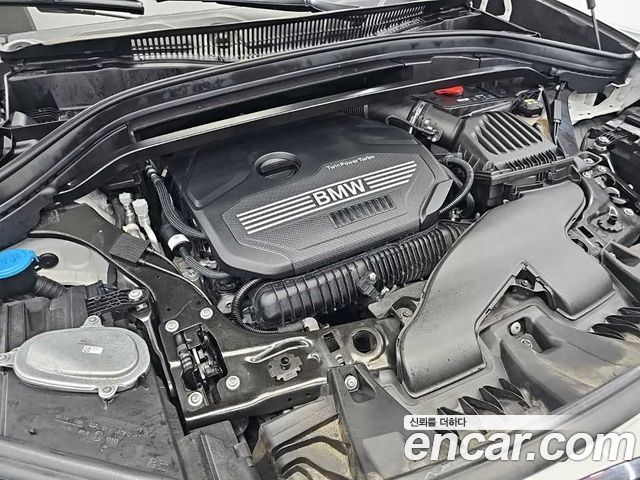 BMW X1 (F48) xDrive 20i xLine 2022 — фото 5