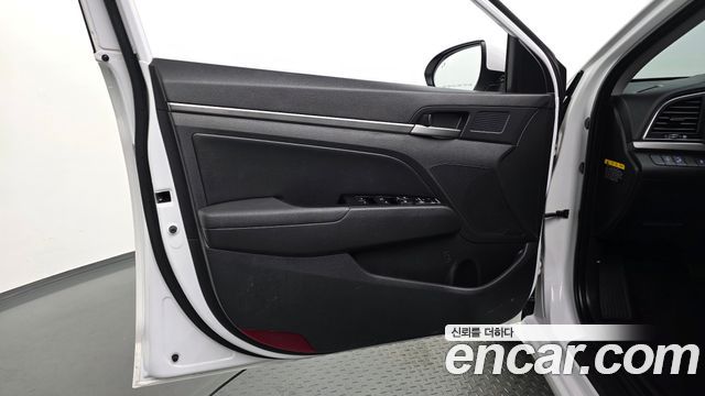 Hyundai Avante (AD) 1.6 GDI Value Plus 2018 — фото 24