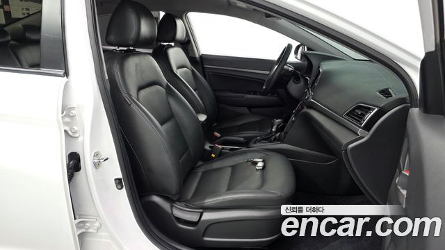 Hyundai Avante (AD) 1.6 GDI Value Plus 2018 — фото 26