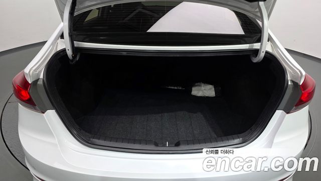 Hyundai Avante (AD) 1.6 GDI Value Plus 2018 — фото 30