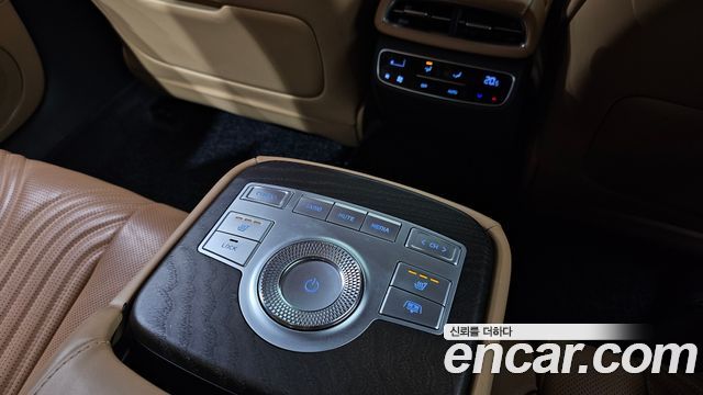 Genesis G80 (RG3) Gasoline 2.5 Turbo AWD 2022 — фото 16