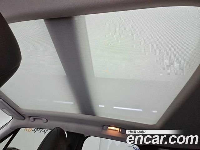 Jeep Renegade 2.4 Limited 2019 — фото 17